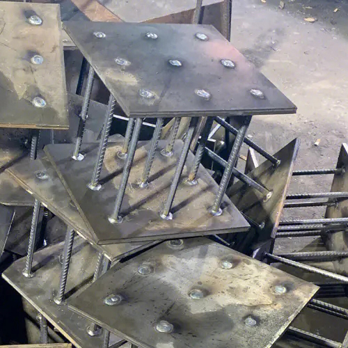 在确定甘孜预埋件位置时，需要考虑以下几点