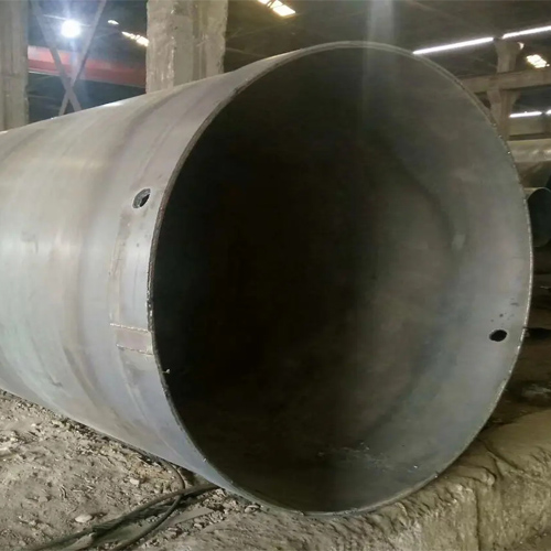 选择甘孜钢护筒的材质时，主要考虑哪些因素